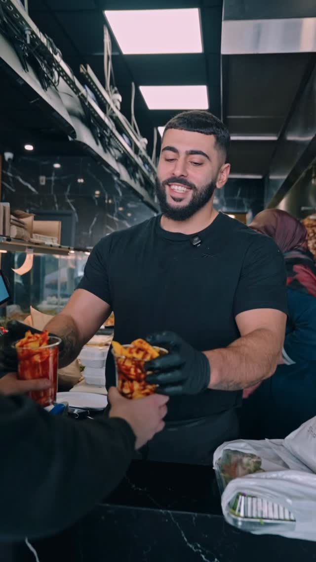 Free mango with every order 🥭